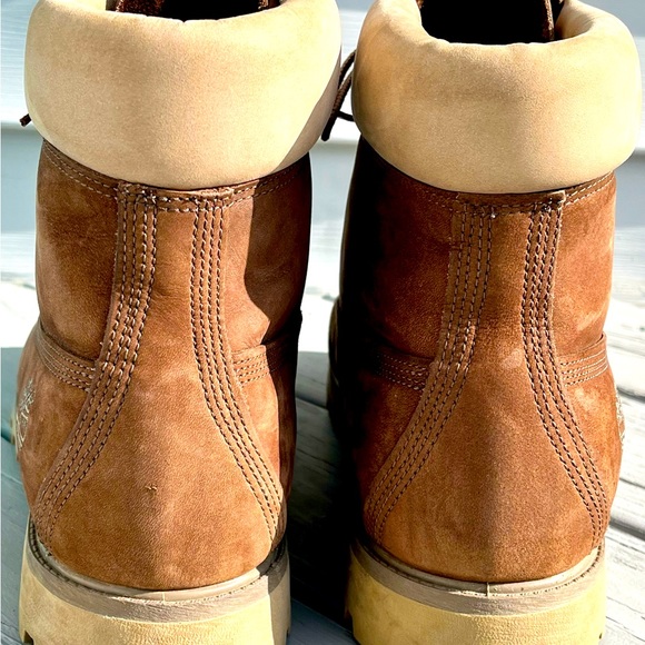 Timberland Boots, brown with tan top section - Picture 5 of 5